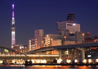 ＼ナイトプラン／洋装ロケ撮影【FOURSIS＆CO.】の衣裳をご用意！ロマンチックな夜景撮影♪ドレス・小物一式・ヘアメイク込み