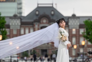 『東京駅・丸の内エリア』洋装ロケ撮影‼︎【FOURSIS＆CO.】の衣裳をご用意！ドレス・小物一式・ヘアメイクすべて込み◎