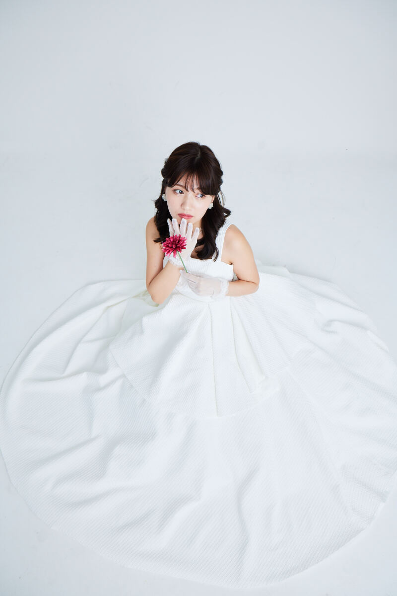 【韓国フォトwedding】洋装スタジオ撮影◎美肌プレミアムレタッチ3枚込み◎韓国ヘアメイク専任スタイリストが担当/ドレス付