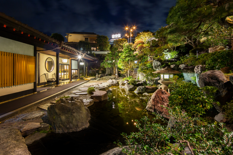 伊豆長岡の温泉旅館で過ごす、贅沢フォトステイ – 1泊2日の特別なロケーションフォトプラン –