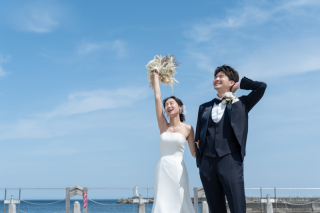 【熱海サンビーチフォト】全部込み｜衣裳・ヘアメイク・着付・撮影｜通常価格 220,000円 &rarr; 期間限定価格 165,000円
