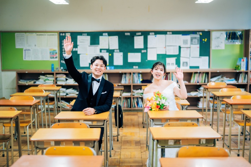 二人が出会った母校で