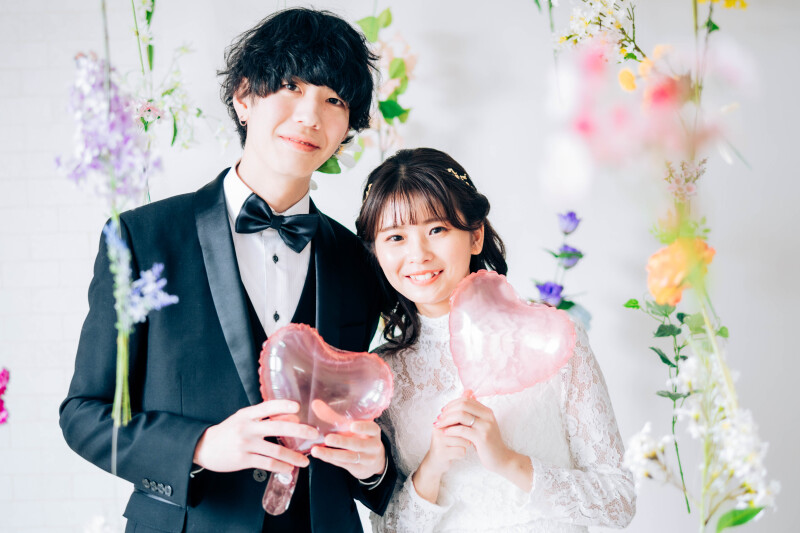 洋装に衣装を変えてスタジオ撮影