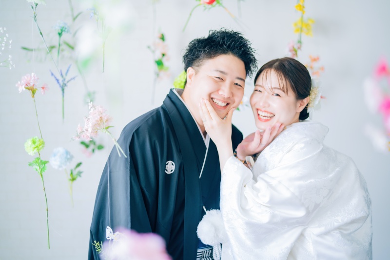 涼しい空間の中で、スタジオでウォーミングアップを