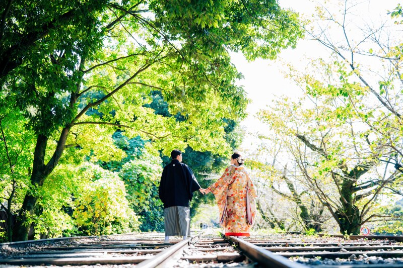 トレンドのくすみカラーの色打掛