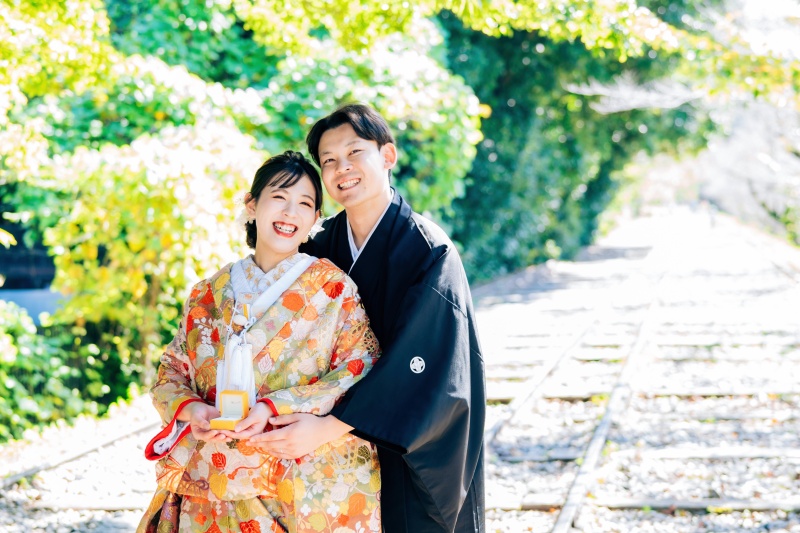 トレンドに合わせたくすみカラーも揃っています。