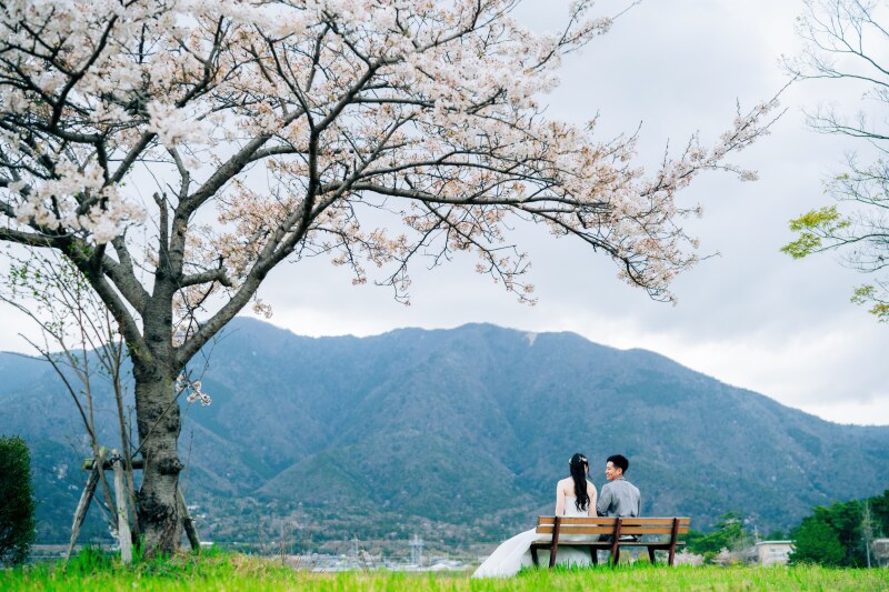 【アルバム付】滋賀琵琶湖撮影プラン+スタジオ撮影特典《魔法の美肌・細見えレタッチ付》200枚