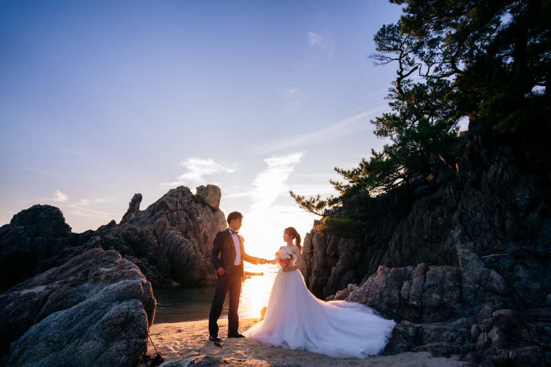 【アルバム付】海ロケ水晶浜撮影プラン+スタジオ撮影特典《魔法の美肌・細見えレタッチ付》200枚