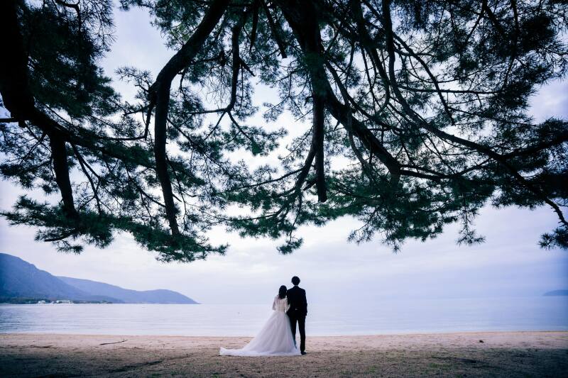 【アルバム付】滋賀琵琶湖撮影プラン+スタジオ撮影特典《魔法の美肌・細見えレタッチ付》200枚