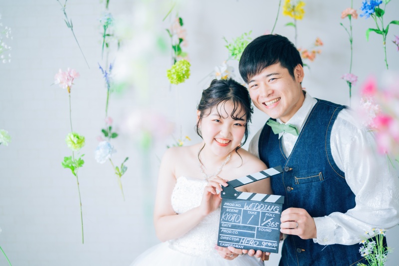 【お気軽撮影】洋装スタジオ撮影プラン《魔法の美肌・細見えレタッチ付》40枚