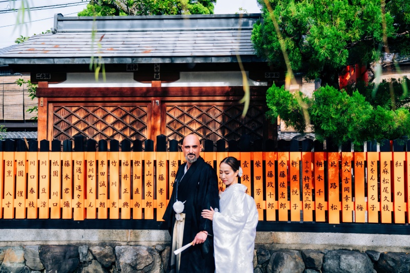 【アルバム付】祇園撮影プラン+スタジオ撮影特典《魔法の美肌・細見えレタッチ付》200枚