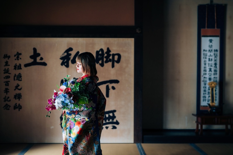 【モニター募集】神社仏閣撮影プラン+スタジオ撮影特典《魔法の美肌・細見えレタッチ付》200枚