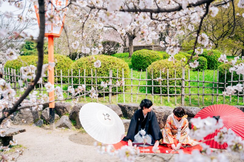 【映像プラン付】+京都和装/京都洋装2着ロケ3箇所プラン+スタジオ撮影特典《魔法の美肌・細見えレタッチ付》300枚