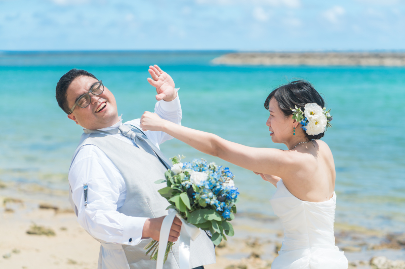 新婦様からの愛のパーンチッ!