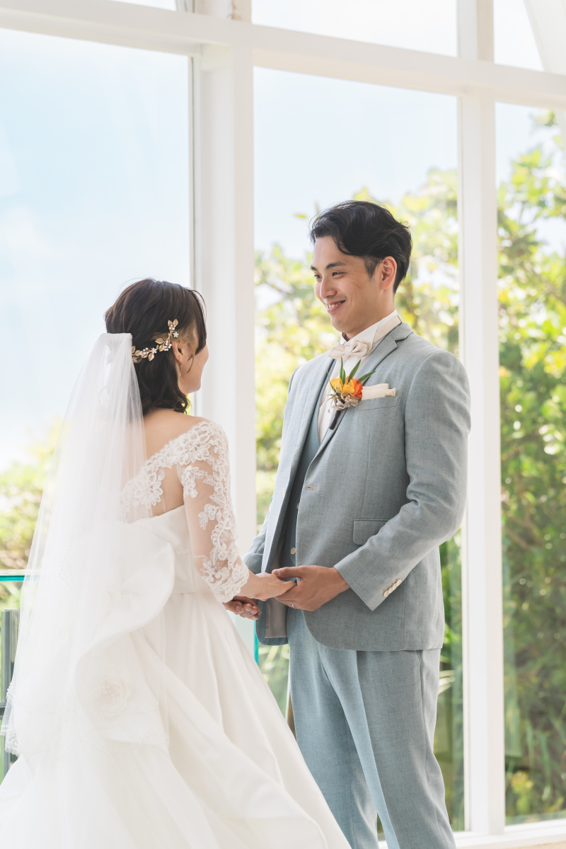 誓い合った後の笑顔ショット