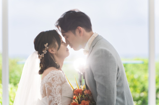 バージンロードに映る、お二人の姿♡