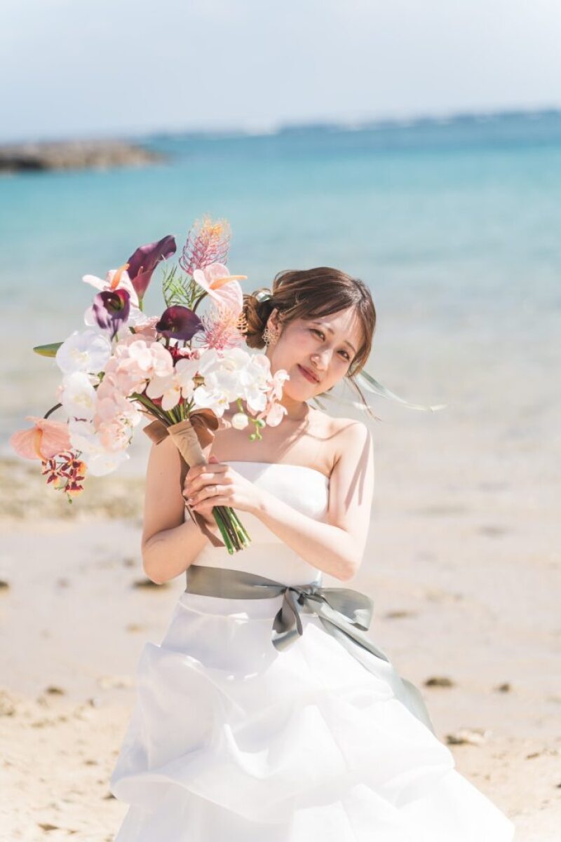 ブーケからチラリ☆☆彡