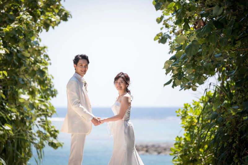 南国グリーン×ビーチのナチュラルショット