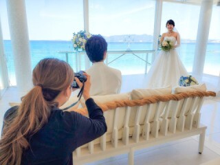 ★STAFF Recommend★ナチュラルムービー 3分編集(チャペル&ビーチプラン)対象プラン:・クルデスール・チャペル&ビーチフォトプラン(データプラン)※撮影データが100枚以上含まれるプランをお申込みの方が対象です。