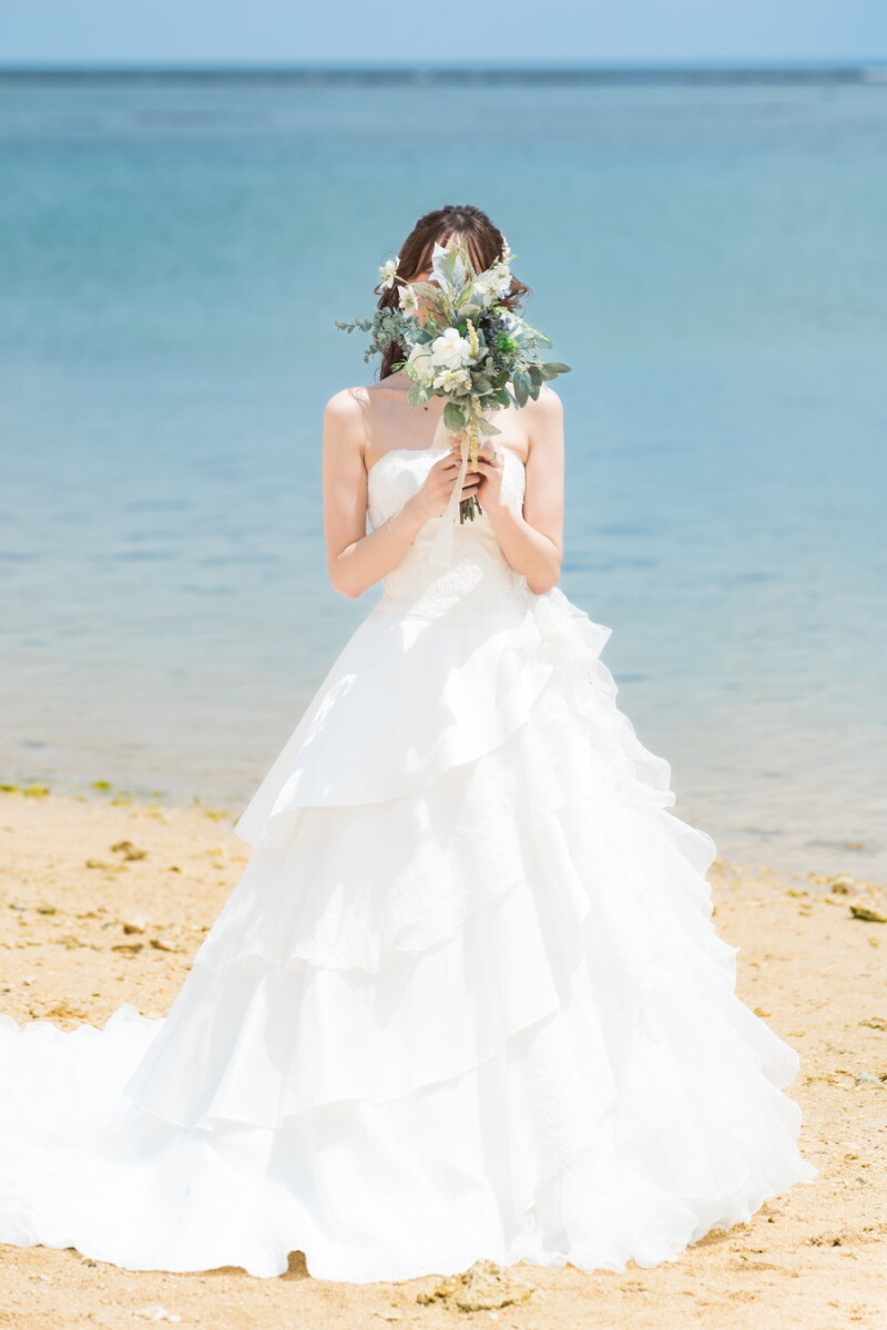 石垣島 by ワタベウェディング_衣装の試着ができる