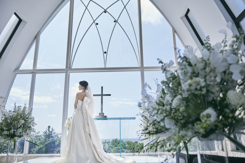 結婚式無も◎写真で家族と喜びを分かちあう★チャペル&ビーチ100カット+プレゼント用アルバム2冊|特別な日をアルバムに