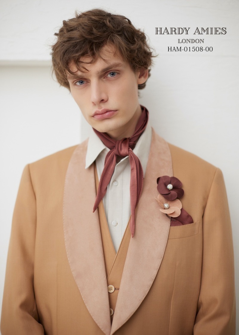 【HARDY AMIES】アプリコット