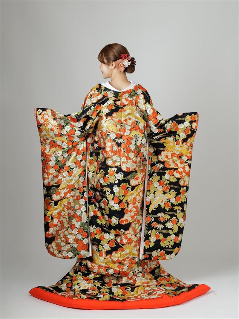 錦鶴の宴(きんかくのうたげ）