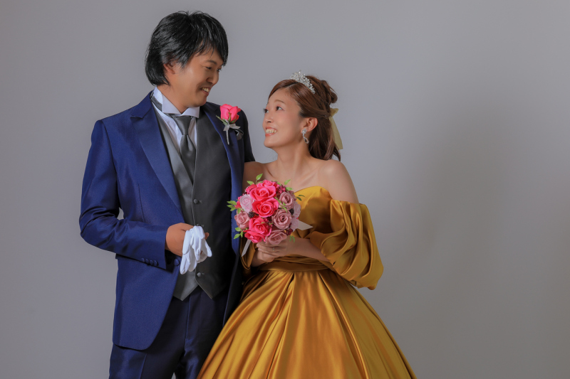 カラードレスにお色直しして