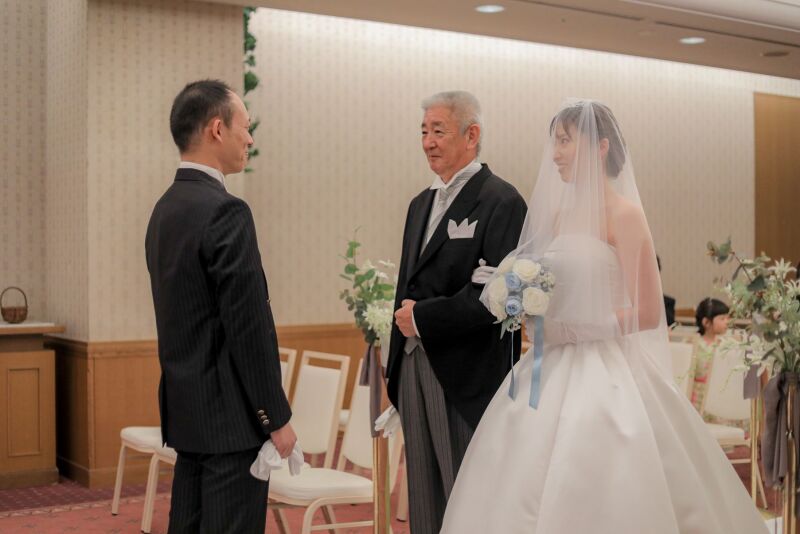 バージンロードには、、、