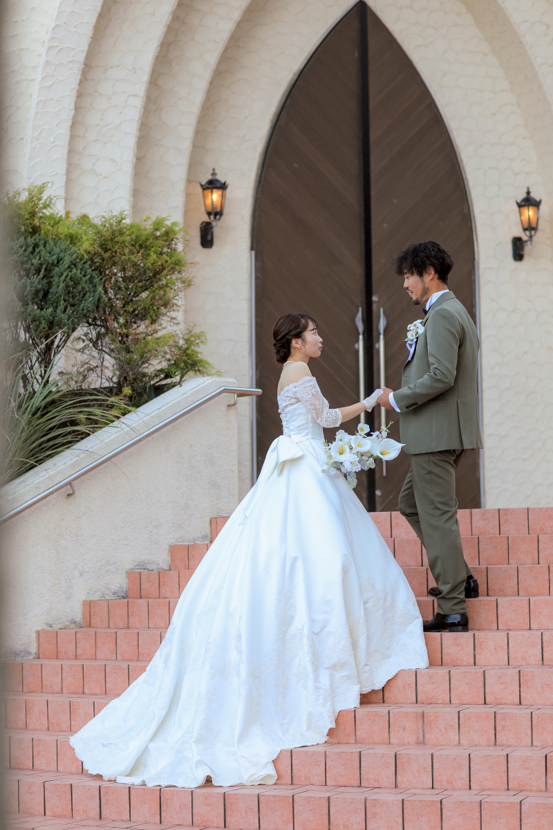 ウェディングドレスでは、、、