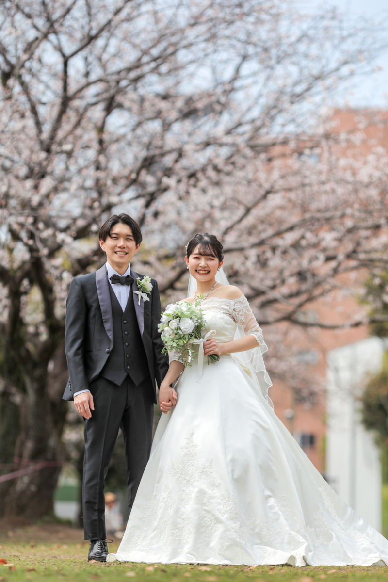 公園で桜と