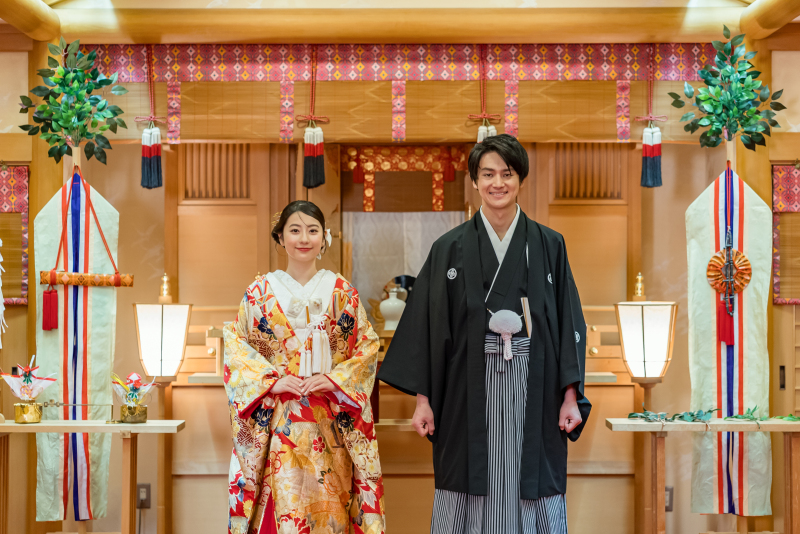 撮影場所は神殿・スタジオ・チャペルから選べる！