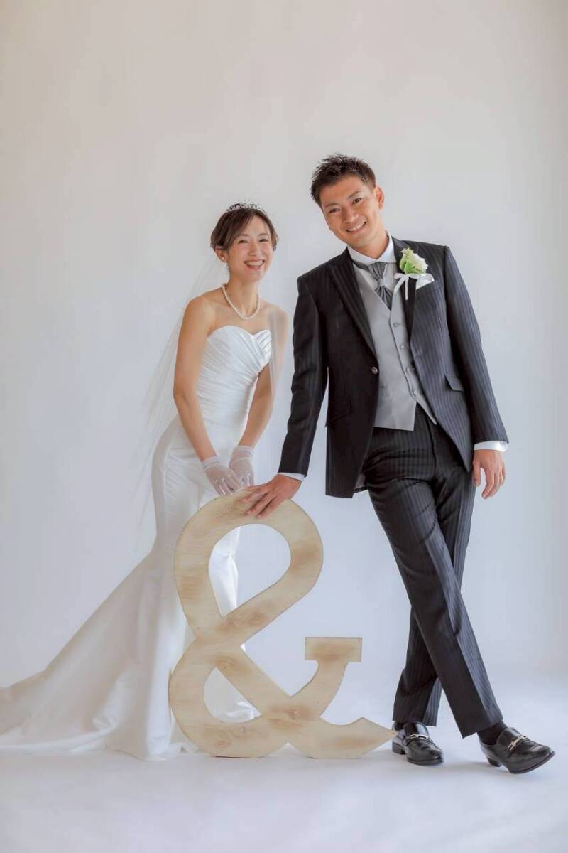 【期間限定☆基本料金50%OFF★全データ付き】スタジオフォト50%OFFキャンペーン(洋装2着)