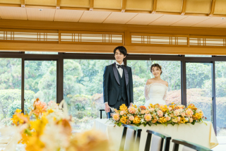 【10月までの撮影限定】基本料50%オフ◆洋装２着_チャペルフォト＋会食プラン｜全データ＆6名分のお食事代付き☆