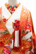 刺繍襟(黒地・花柄)