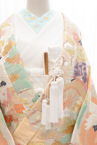 刺繍襟（水色小桜）