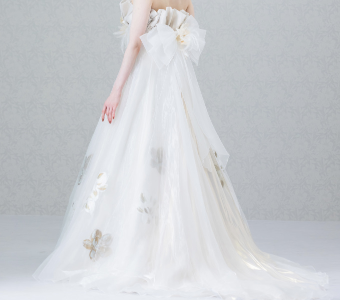 IM-004-09(HARDY AMIES)