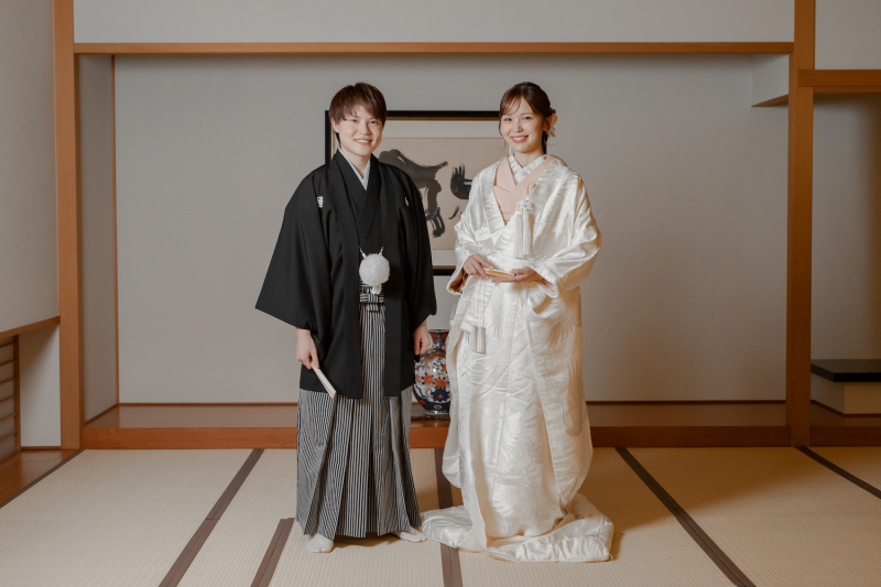 まずは館内和室から!とてもお衣装がお似合いですね
