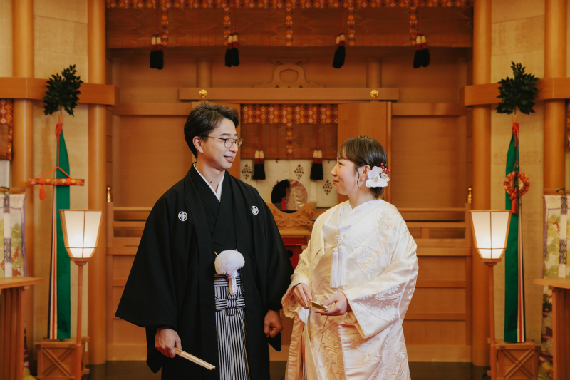 まずはお二人見つめあっている写真からスタートです