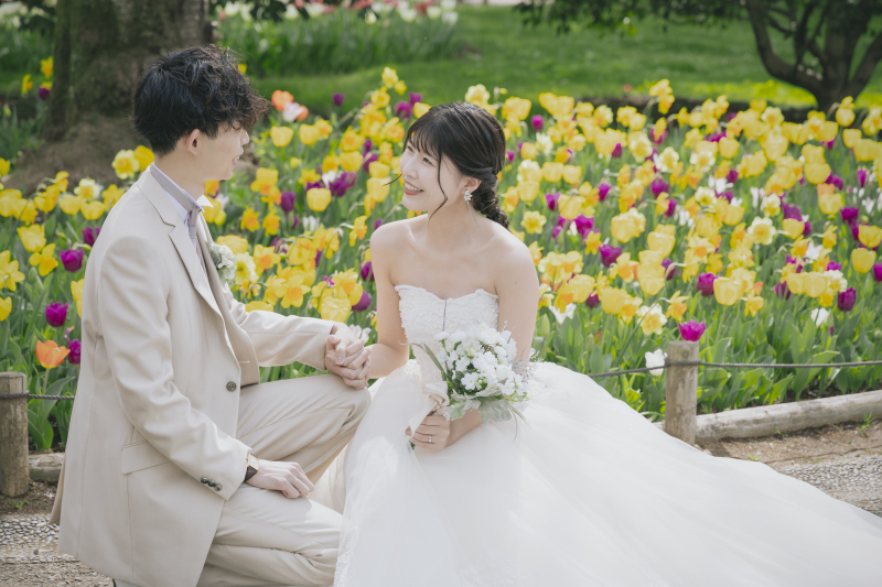 【お花畑×ドレス】あけぼの山農業公園プラン◆新婦ヘアセット&メイク・ドレス&タキシード・1時間撮影・移動費・全データ付