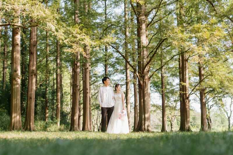 【洋装ロケ】海外の公園のような雰囲気で残す”水元公園”プラン◆ご新婦ヘアメイク・ヘアメイクアテンド・全データ・申請費・移動費込