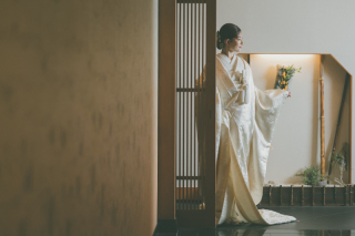【神殿プラン】神殿＋館内で叶える"写真で残す結婚式"｜新婦ヘアメイク・全データ付き
