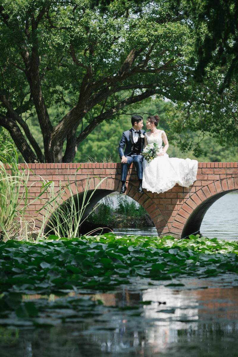 【洋装ロケ】海外の公園のような雰囲気で残す”水元公園”プラン◆ご新婦ヘアメイク・ヘアメイクアテンド・全データ・申請費・移動費込