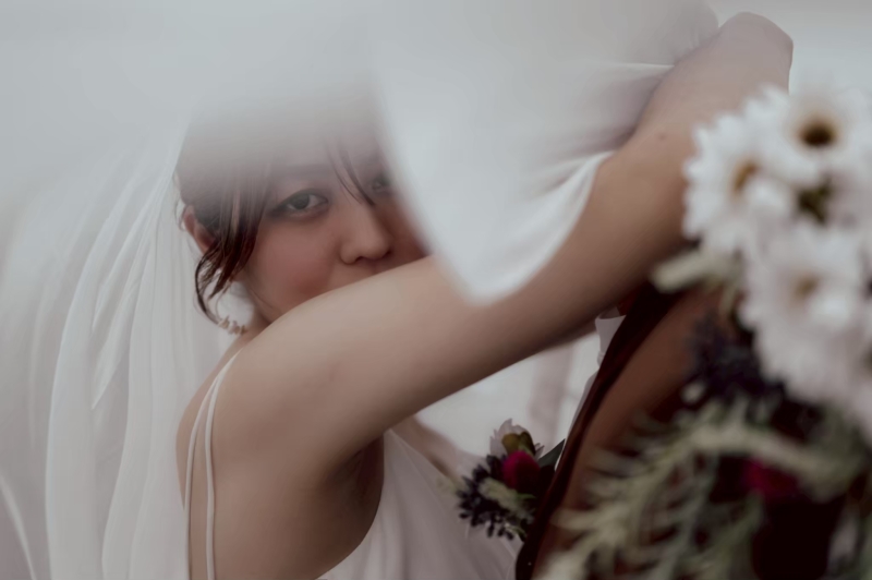 graph トーキョー_女性のフォトグラファーがいる