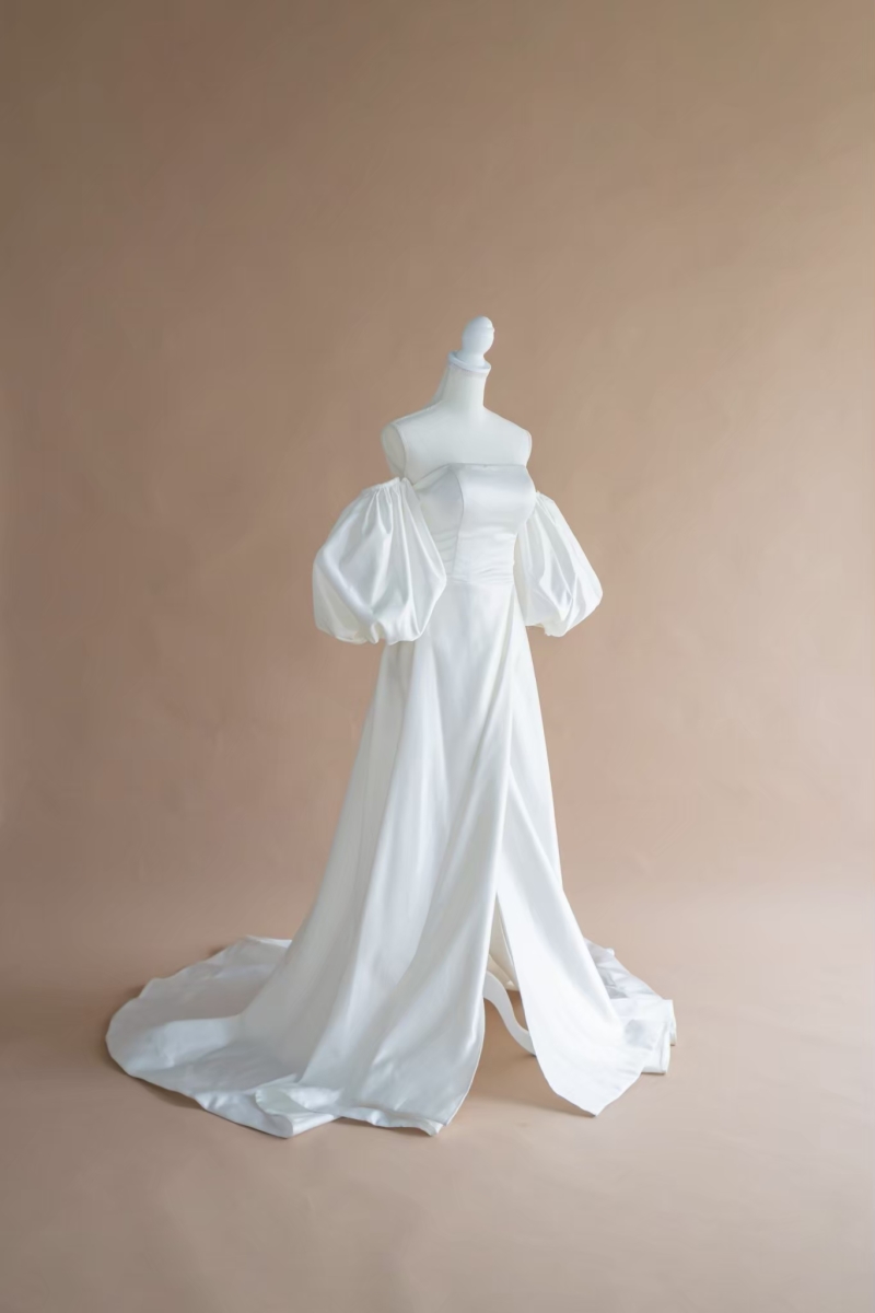 graph トーキョー_衣装の試着ができる