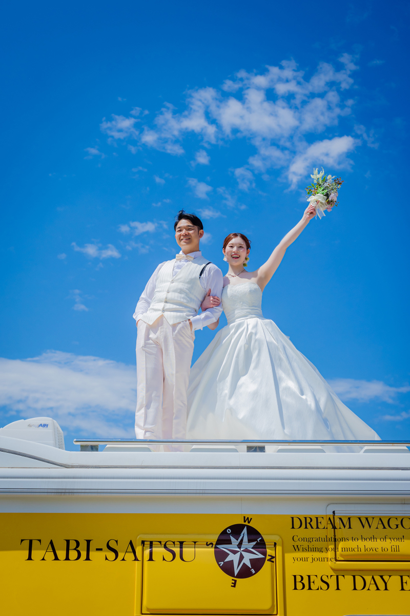 最後はキャンピングカーに上って幸せフォト♪