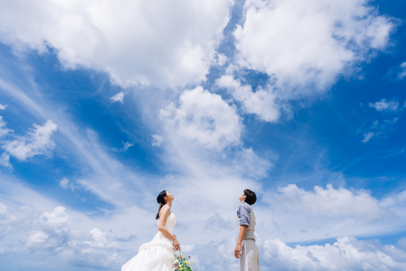 青い空と海が映える、爽やかなロケーションフォトを。