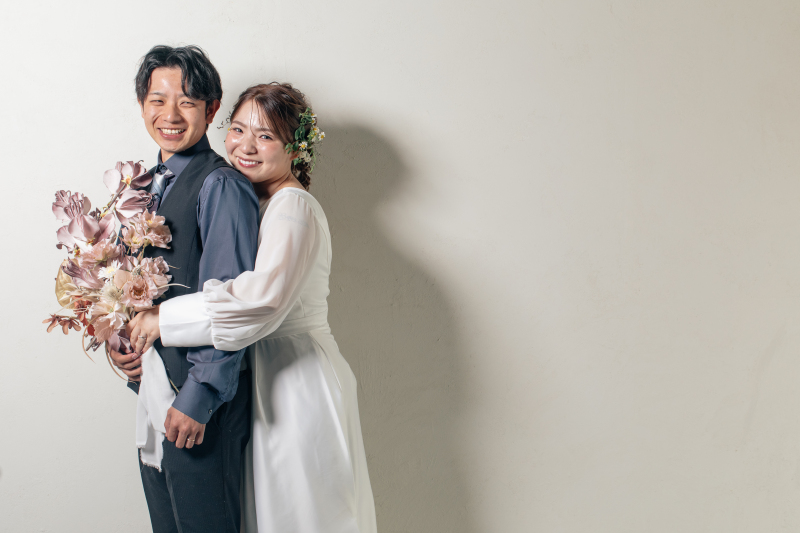 ☆撮影日までに仕上げます!☆【ウェディングエステ2回付】洋装・スタジオ30カットプラン