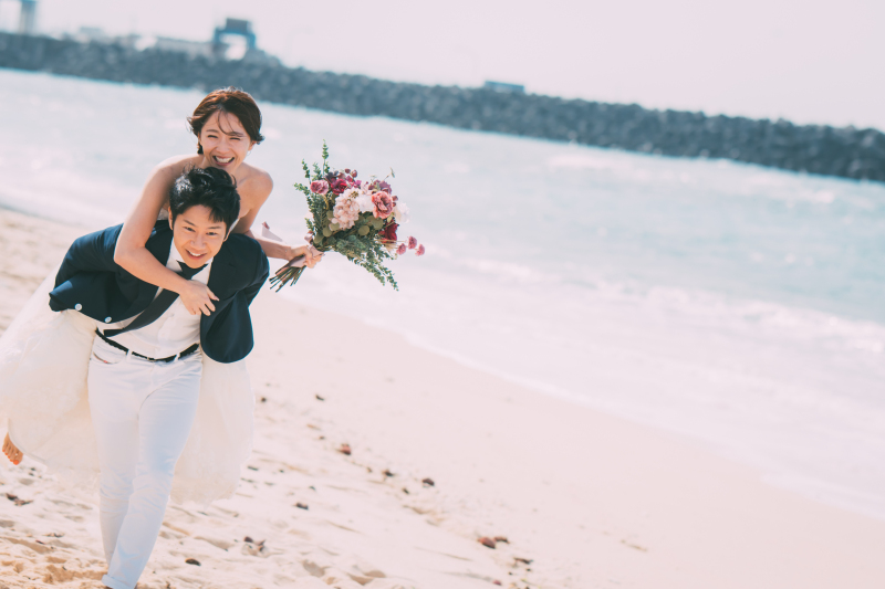 【期間限定プラン】衣装・新婦ヘアメイク・ビーチ50カットのLimited Plan 写真即日納品