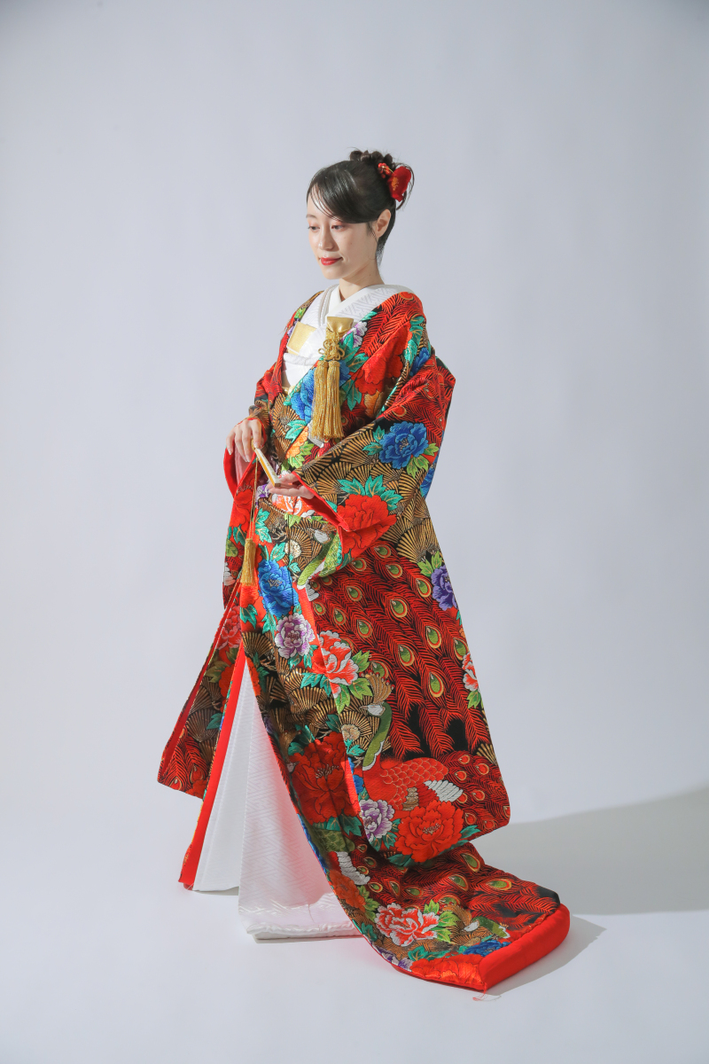 ウェディングフォトスタジオ【JOYFUL】_色打掛・着物が豊富